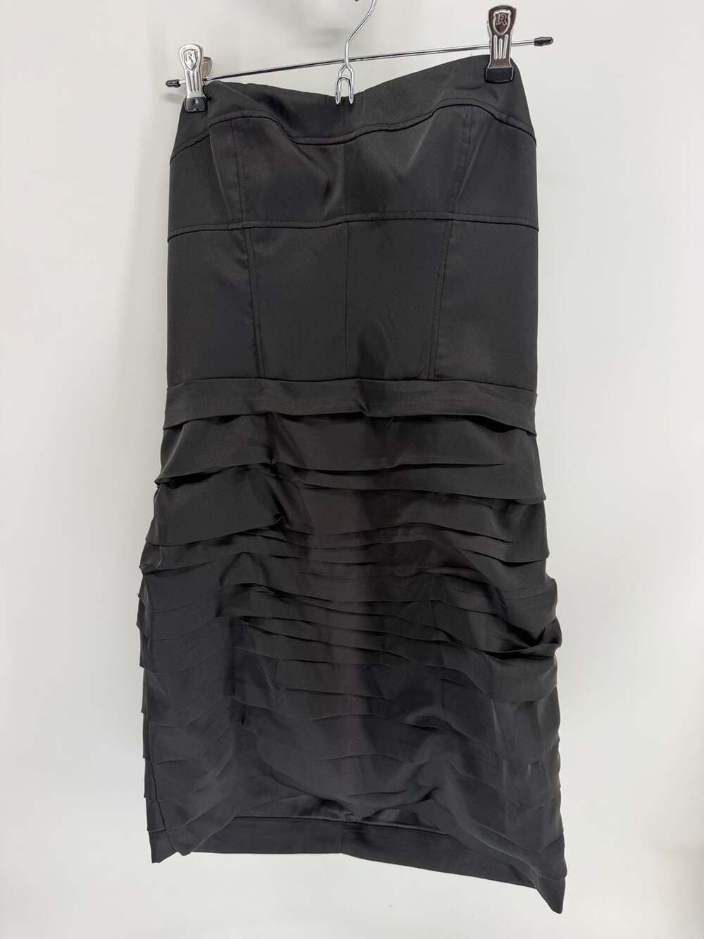 Express Size 10 Black Strapless Satin Ruffle Homecoming HOCO Cocktail Mini Dress